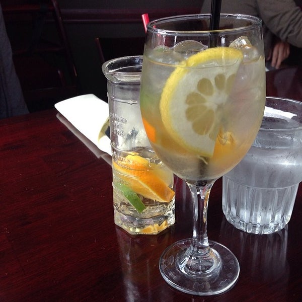 Ugo Wine Bar Downtown Culver City Culver City, CA