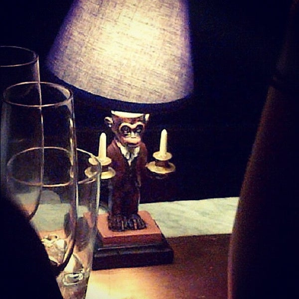 Das Foto wurde bei OTS Monkey Champagne Room von 🎉 Julian 🎉 am 10/19/2012 aufgenommen