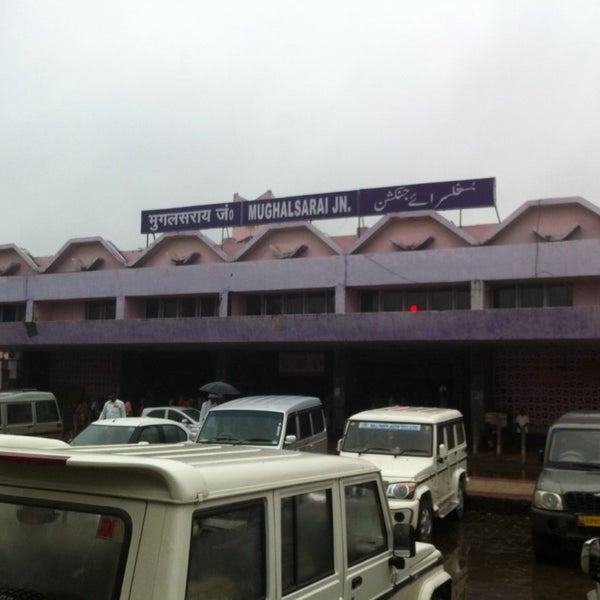 Photo taken at Mughalsarai Railway Station by Oliver K. on 10/15/2013