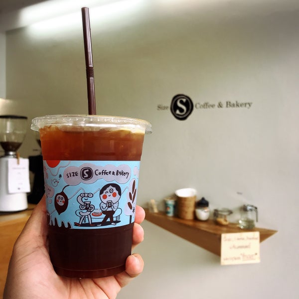 Foto diambil di Size S Coffee &amp; Bakery oleh กะหลั่วเป็ด D. pada 3/19/2022