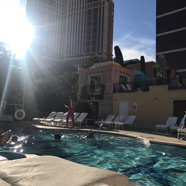 Photo taken at Wynn Las Vegas Pool by Sanam J. on 11/21/2018