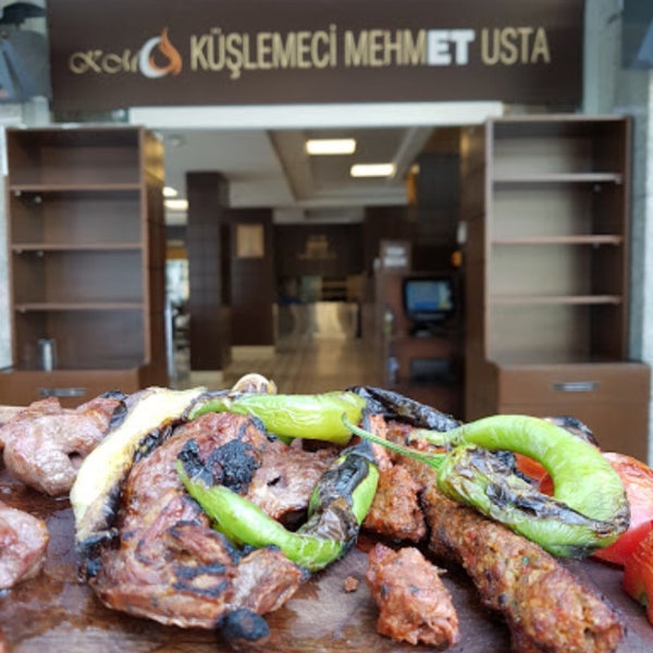 รูปภาพถ่ายที่ Küşlemeci Mehmet Usta โดย Küşlemeci Mehmet Usta เมื่อ 10/11/2017