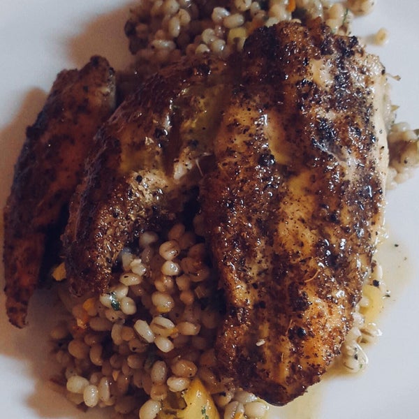 Delicious chicken breast with barley risotto