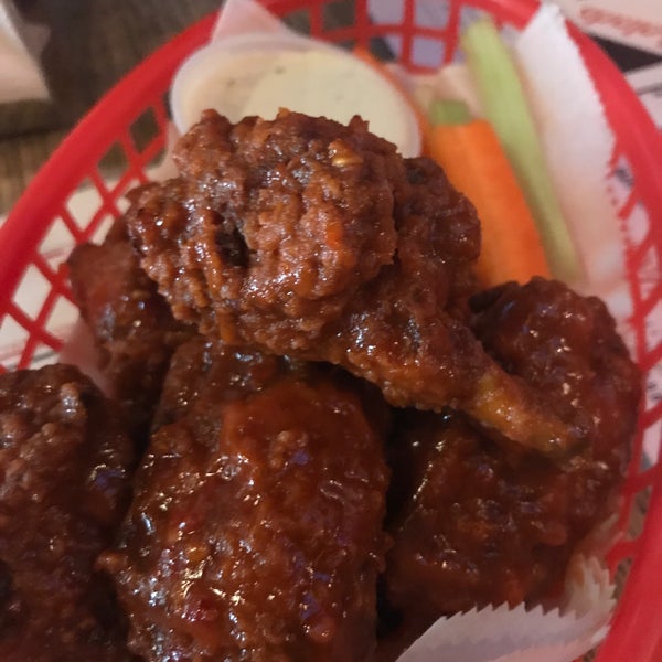 The hot wings were delicious. Especially during happy hour ($1 each)