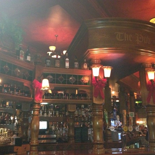 11/27/2012 tarihinde Jessica G.ziyaretçi tarafından The Pub Lexington'de çekilen fotoğraf