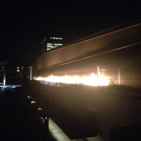 6/23/2015にRahul M.がStratus Rooftop Loungeで撮った写真