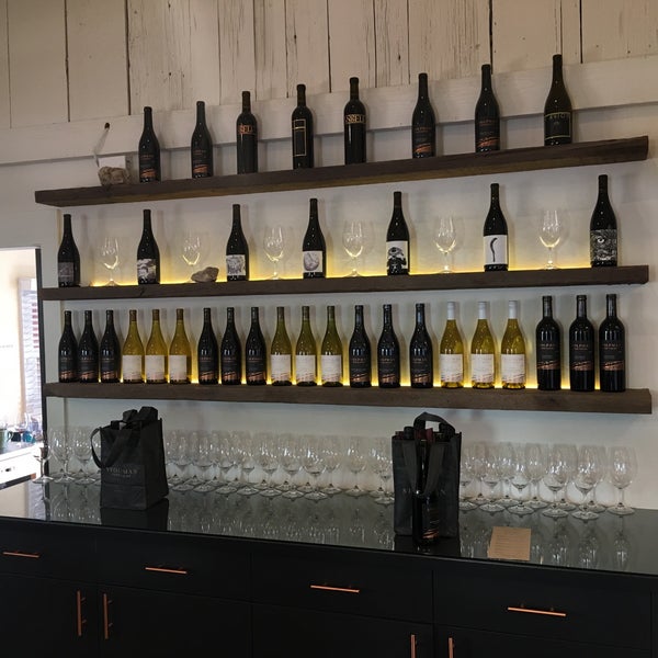 Foto tirada no(a) Stolpman Vineyards - Los Olivos Tasting Room por Lars H. em 1/7/2018