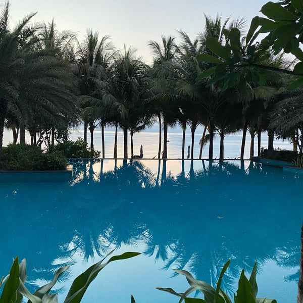 Photo taken at JW Marriott Phu Quoc Emerald Bay Resort &amp; Spa by Denys A. on 5/6/2020