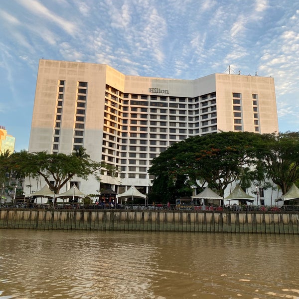 Foto tirada no(a) Hilton Kuching por Denys A. em 1/31/2020