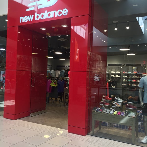 mall of new balance