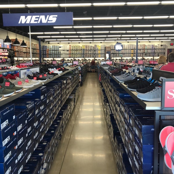 skechers factory outlet locations