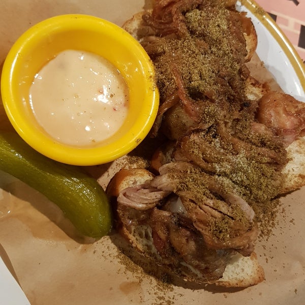 Chop Barbeque İzmir'de Barbekü Restoranı