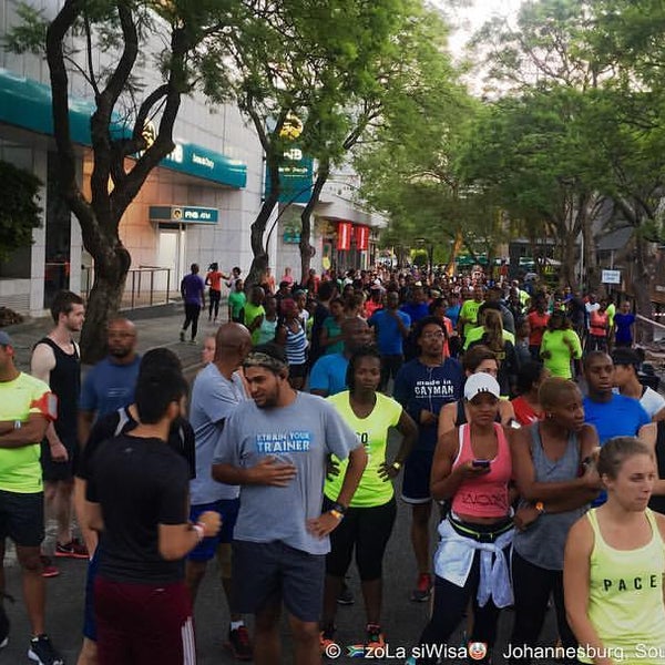 nike running club rosebank