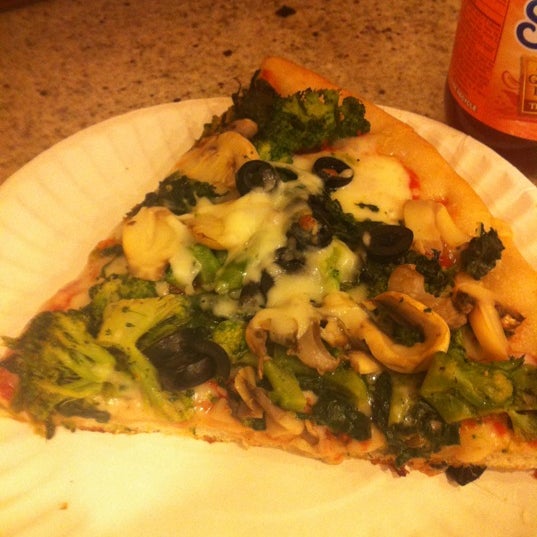 Foto tirada no(a) Pronto Pizza por Brittney M W. em 12/9/2012