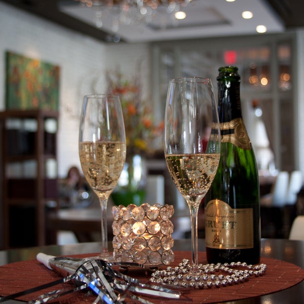 Join Paramour for New Year’s Eve and indulge in a decadent prix fixe celebratory dinner to usher in 2017... http://ow.ly/D8Vs306AEcX