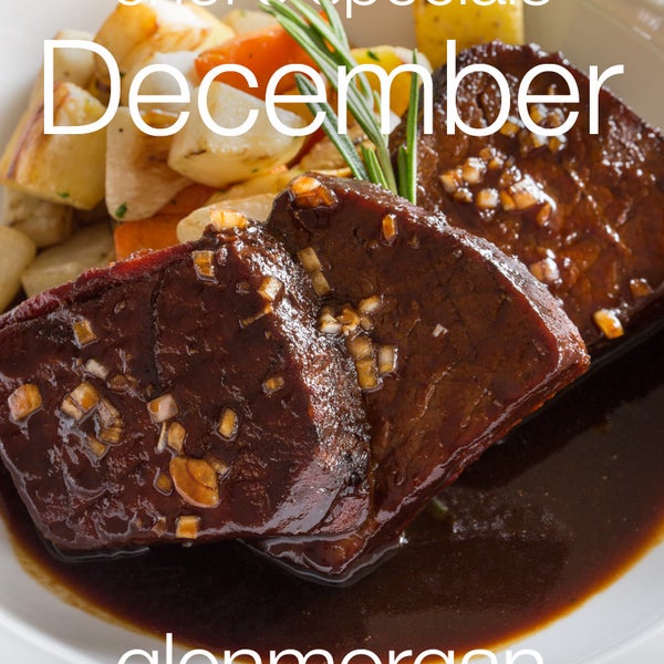 Don’t miss these 3 special December additions to the dinner & dessert menus crafted by Chef Bob Williams: Oyster Stew, Guinness Braised Boneless Short Rib, Dark Chocolate & Peppermint Trifle