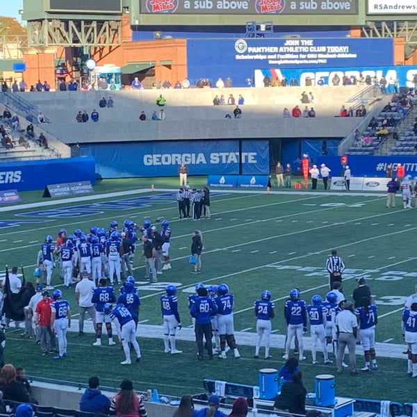 Center Parc Credit Union Stadium Summerhill 2個のtips