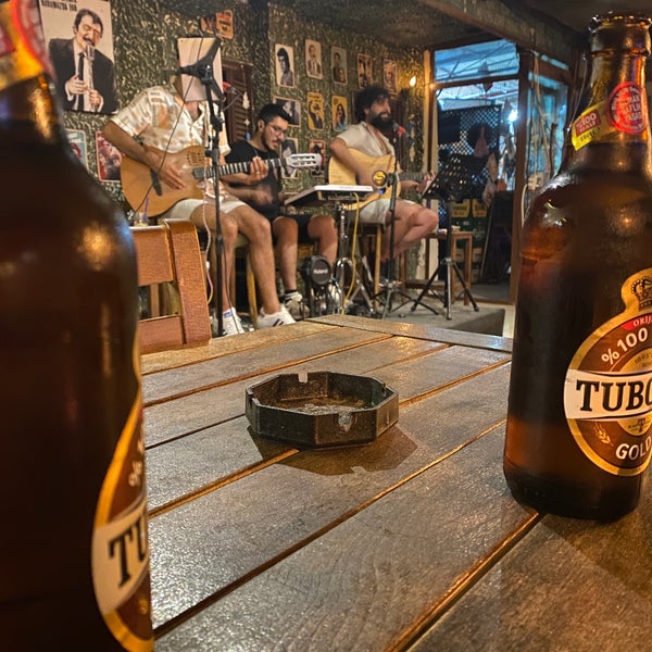 8/19/2022 tarihinde Lakerziyaretçi tarafından Kum Cafe Bar &amp; Bistro'de çekilen fotoğraf