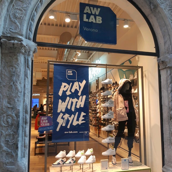 AW Lab Negozio di calzature in Verona