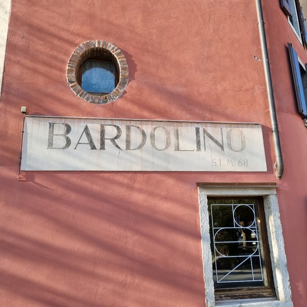 รูปภาพถ่ายที่ Bardolino โดย Giorgio M. เมื่อ 11/29/2021