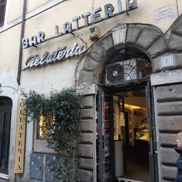 photos-at-i-dolci-di-checco-er-carettiere-trastevere-via-benedetta-7