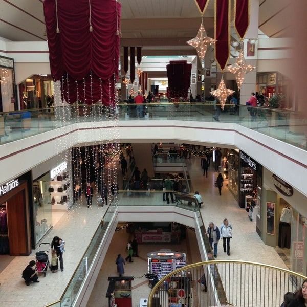 Photo taken at Bayshore Shopping Centre by Dora O. on 12/20/2012