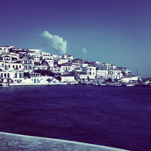 Μπατσί (Batsi) Κυκλάδες, Κυκλάδες