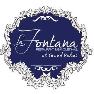 Foto tirada no(a) La Fontana at Grand Palms por La Fontana a. em 2/28/2013