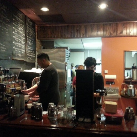 Photo taken at Dessert Oasis Coffee Roasters by Chris on 1/27/2013