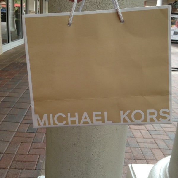 Michael Kors Outlet - Outlet Store in 