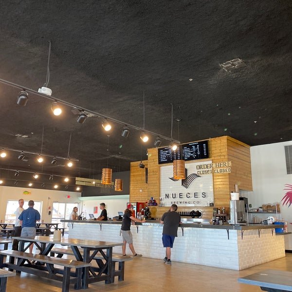 photos at nueces brewing co brewery in downtown corpus christi