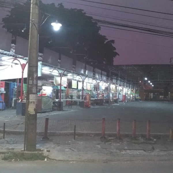 Foto Di Taman Jajan Jalan Palm Anggur Bsd City