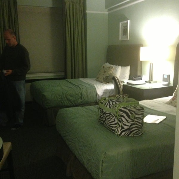 2/16/2013 tarihinde Kelly E.ziyaretçi tarafından Hotel Beacon NYC'de çekilen fotoğraf