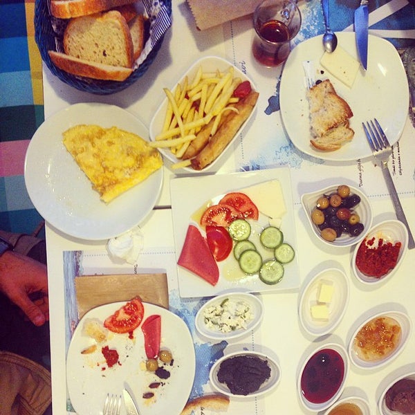 2/4/2015にErman @.がMavi Kahvaltı &amp; Cafeで撮った写真