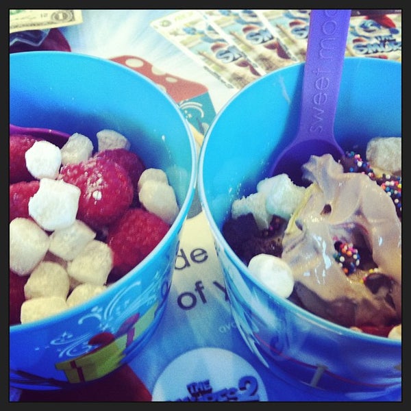 Photo taken at Menchie&#39;s by Catherine S. on 7/19/2013