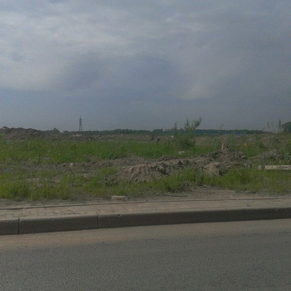 промзона рыбацкое. промзона рыбацкое. рыбацкая промзона. парковка в промзоне рыбацкое. промзона рыбацкое.