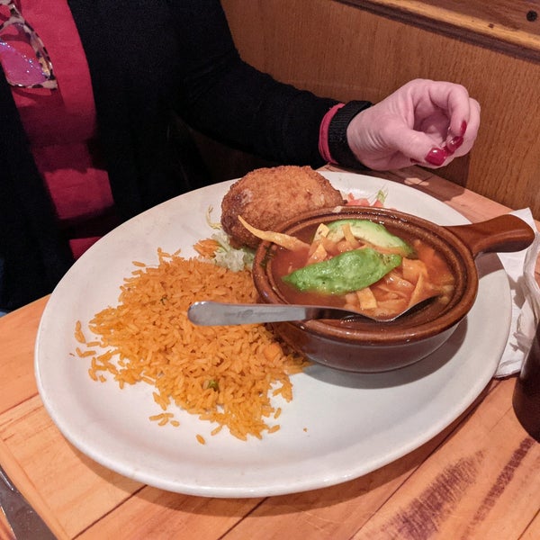 Das Foto wurde bei Esparza&#39;s Restaurante Mexicano von Gary M. am 12/18/2020 aufgenommen