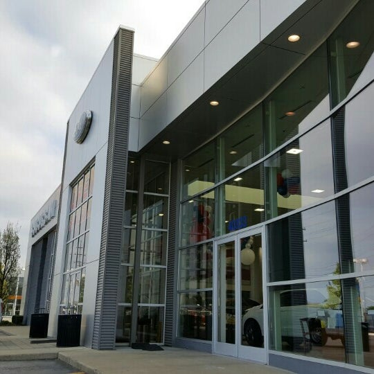 Photos at Suburban Ford Collision of Sterling Heights 20 tips from