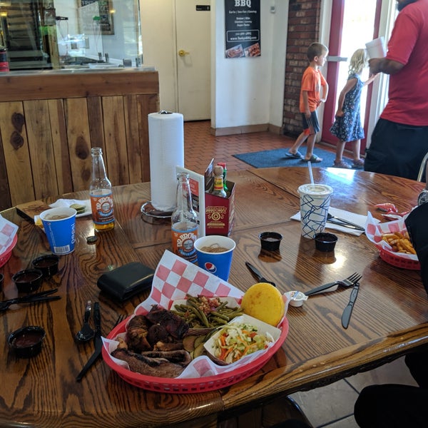 Photo taken at Tucky&#39;s BBQ by Gary M. on 6/20/2019