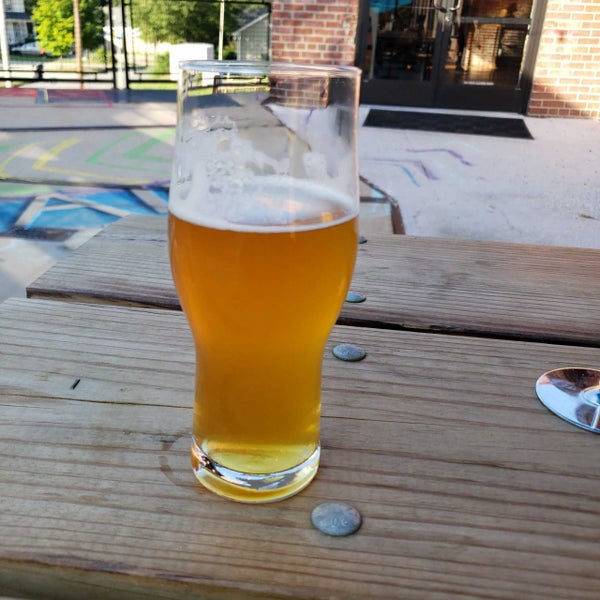 Photo taken at Southern Strain Brewing Company by Paul Z. on 7/25/2020
