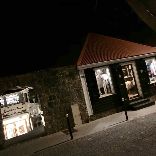 The new Le Pasha store in Gustavia - Picture of Pasha St Barth, St