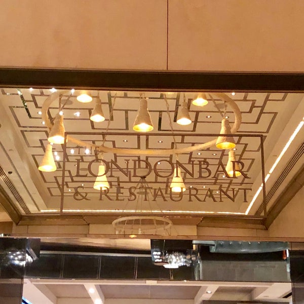 The London Bar (Now Closed) Hotel Bar in New York