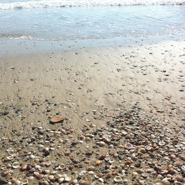 Das Foto wurde bei Nordau Beach von Olga am 4/23/2013 aufgenommen