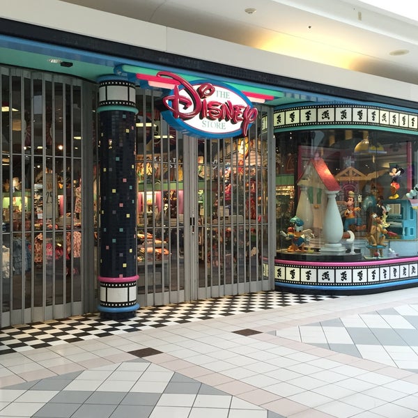 Disney Store (Now Closed) Saugus, MA
