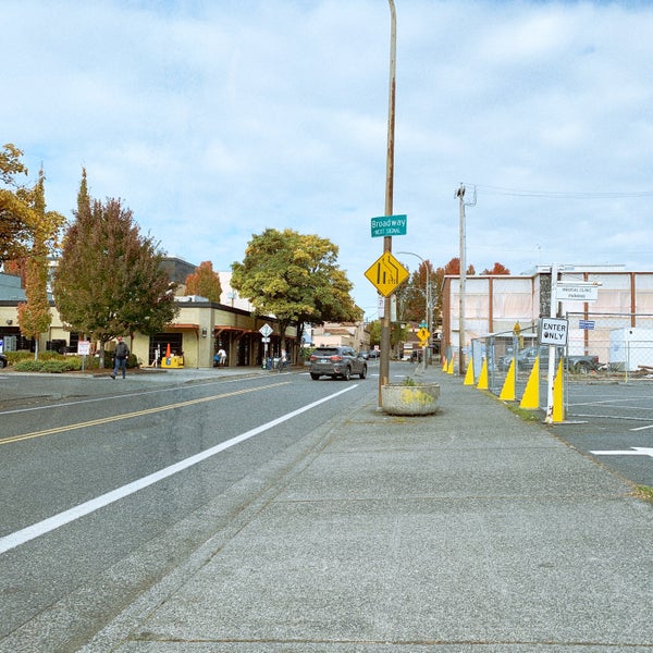 Hollywood District Portland, OR