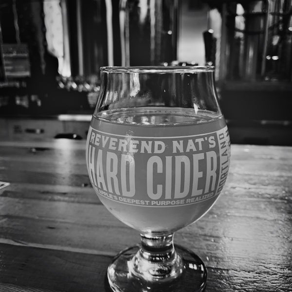 Photo taken at Reverend Nat&#39;s Hard Cider by Sascha W. on 6/25/2019