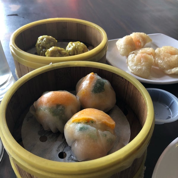 Photo taken at Greentown Dimsum Cafe by izyn on 9/15/2019