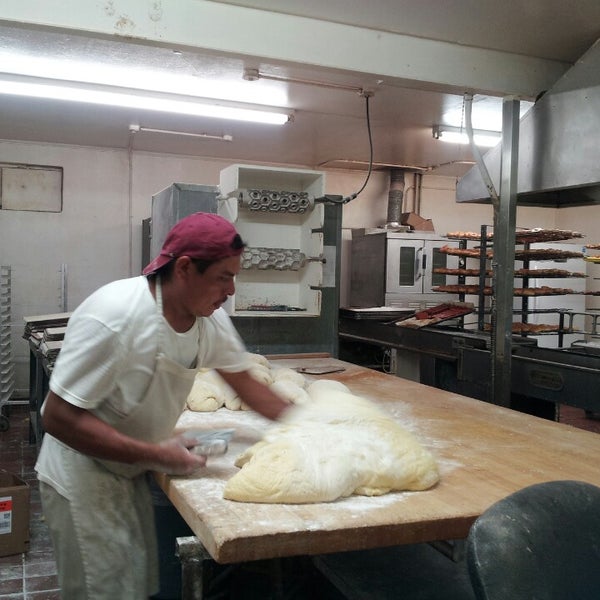 Mrs. Johnson's Bakery Hyde Park 34 tips from 1037 visitors