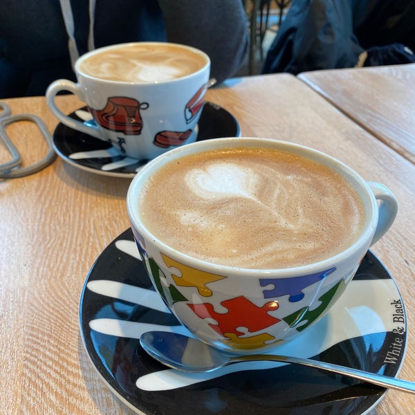 Bagels & Beans Bagel Shop in Rotterdam