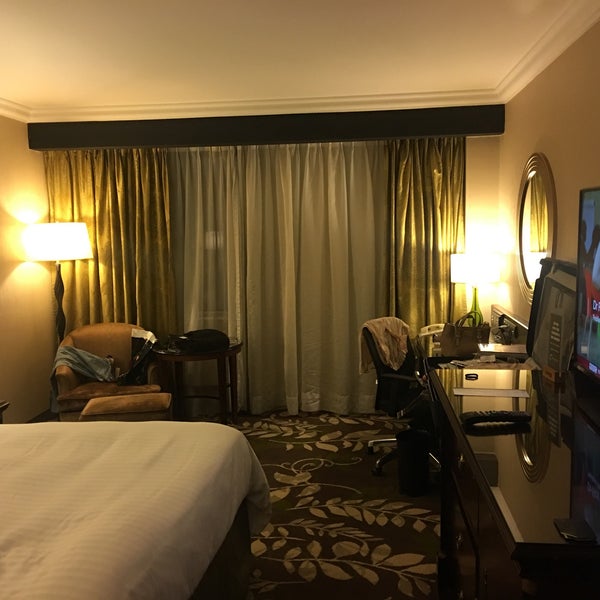 Photo prise au Amman Marriott Hotel par Aziza A. le10/14/2018